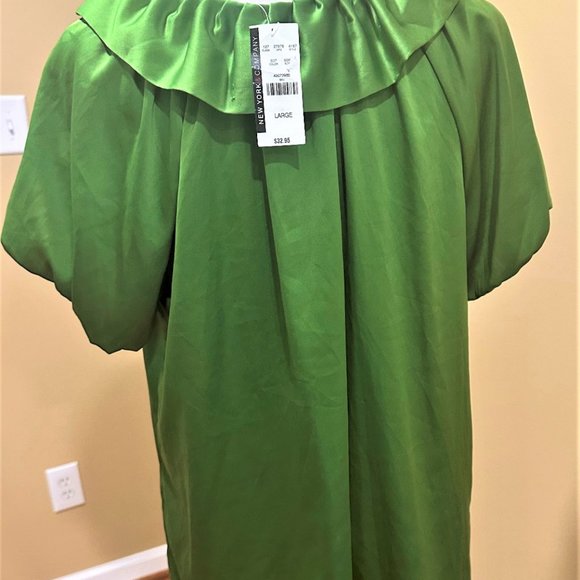 New York and Company Green Platter Collared Short Puff Sleeve Blouse Large - Picture 3 of 4